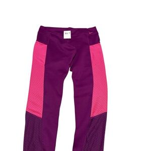 Nike Women's Purple and Pink Leggings